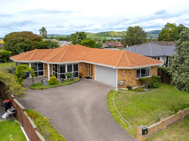 37 Lotus Ave, Mount Maunganui