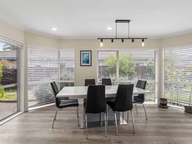 37 Lotus Ave, Mount Maunganui