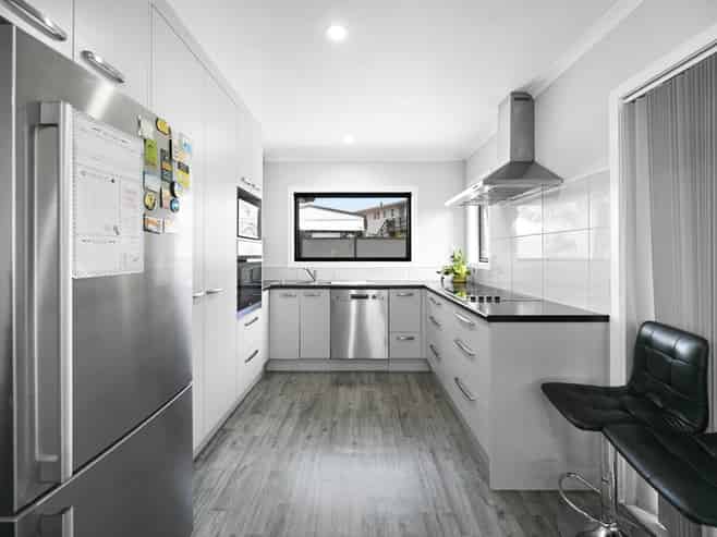 27 Stan Heather Drive, Glenview