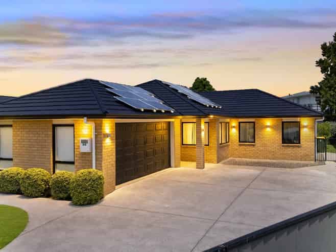 27 Stan Heather Drive, Glenview