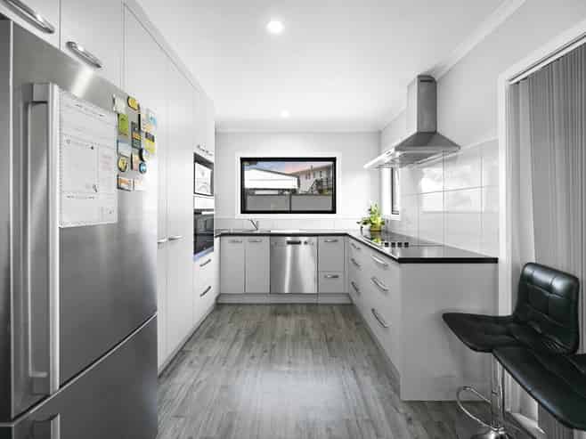 27 Stan Heather Drive, Glenview