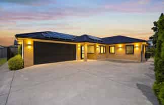 27 Stan Heather Drive, Glenview