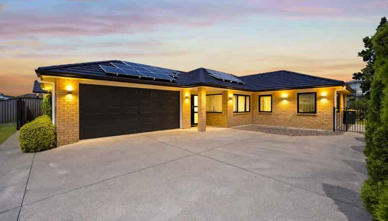 27 Stan Heather Drive, Glenview