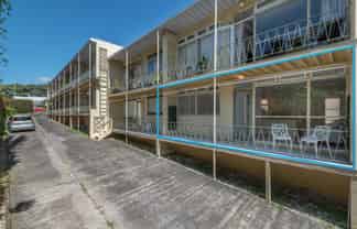 6/93 Vauxhall Road, Devonport