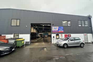 High Stud and Clear Span Warehouse
