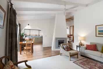 18 Burtts Road, Durie Hill