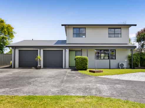 164 Tukapa Street, Westown