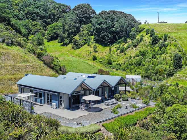 8 Ohiwa Cove Rise, Opotiki