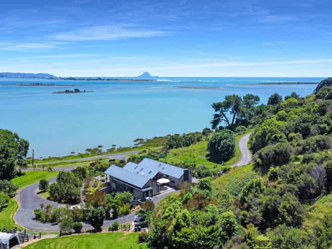 8 Ohiwa Cove Rise, Opotiki