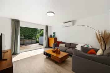 Flat 3/52 Fruitvale Road, New Lynn