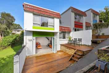 Flat 3/52 Fruitvale Road, New Lynn