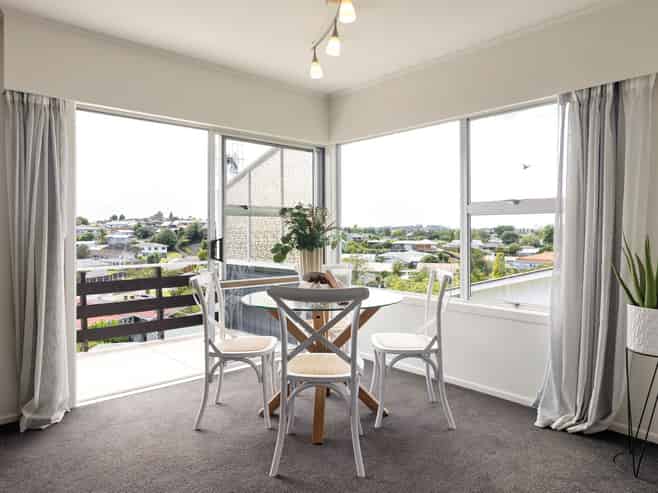 6 Glamis Avenue, Dinsdale