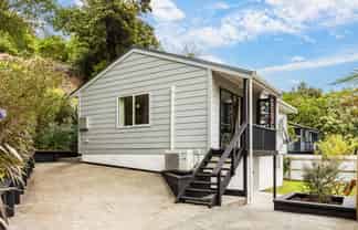 16 Crystal Grove, Birchville