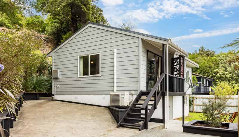 16 Crystal Grove, Birchville