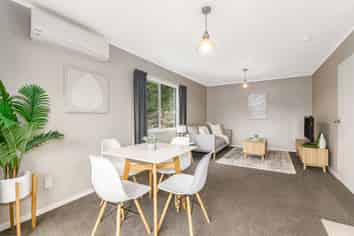 16 Crystal Grove, Birchville