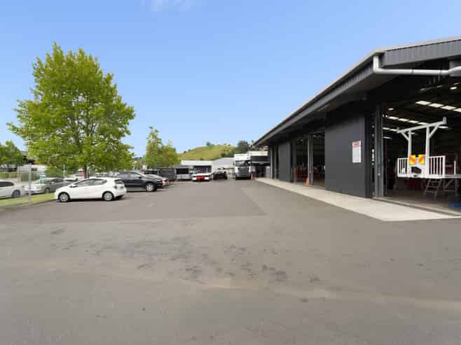 A-Grade Industrial Building & Yards