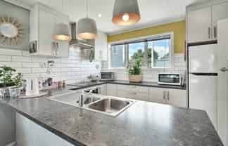 12 O'Connell Place, Havelock North