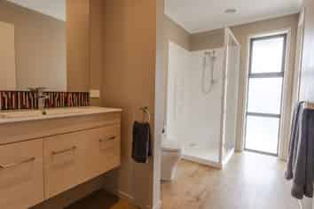 8 Pukaki Avenue, NGAHERE