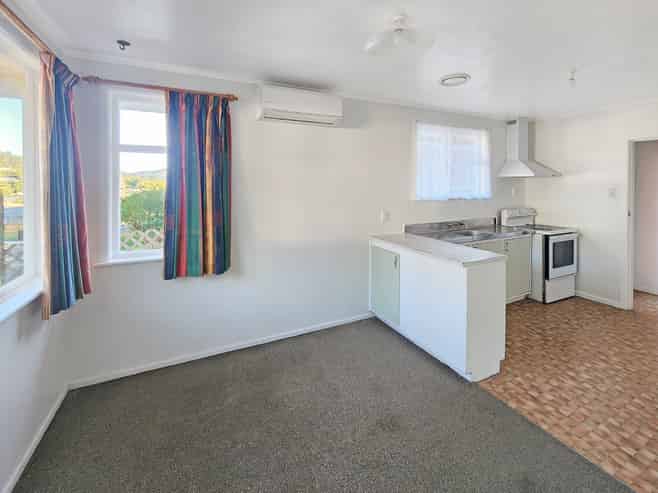 14 Thomson Grove, Stokes Valley