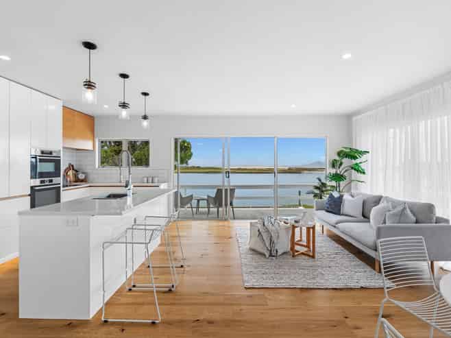 281 Cove Road, Waipu