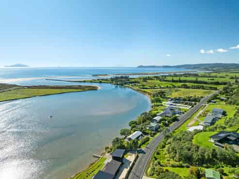 281 Cove Road, Waipu