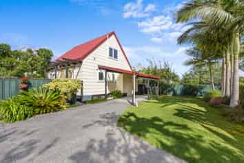 32C Fortunes Road, Half Moon Bay