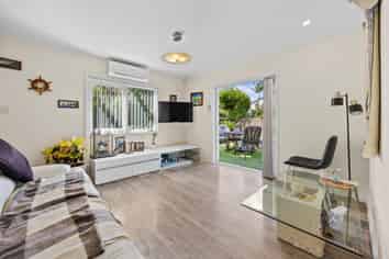 32C Fortunes Road, Half Moon Bay