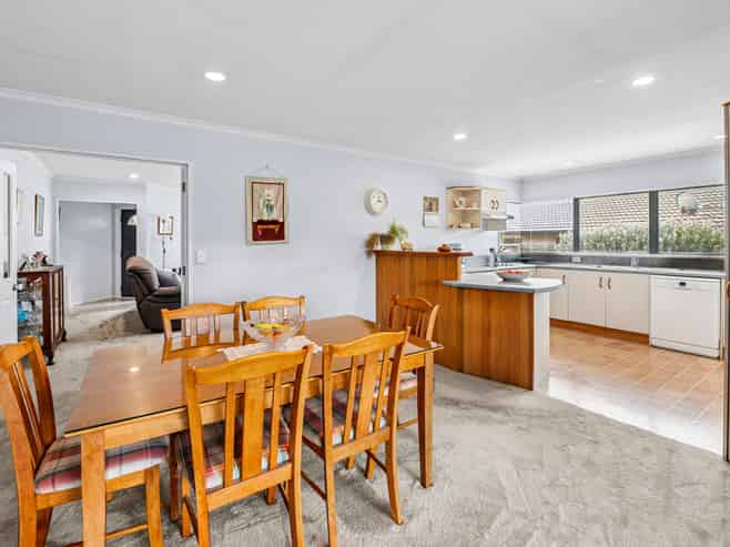 9B Owhata Road, Owhata