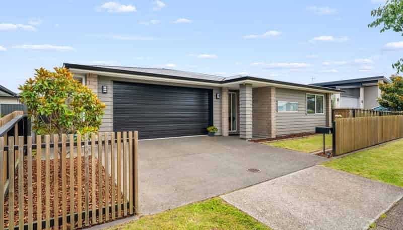 30 Flack Street, Pyes Pa