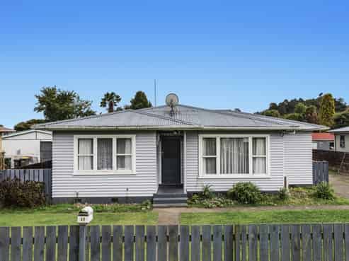 69 McKenzie Street, Taneatua