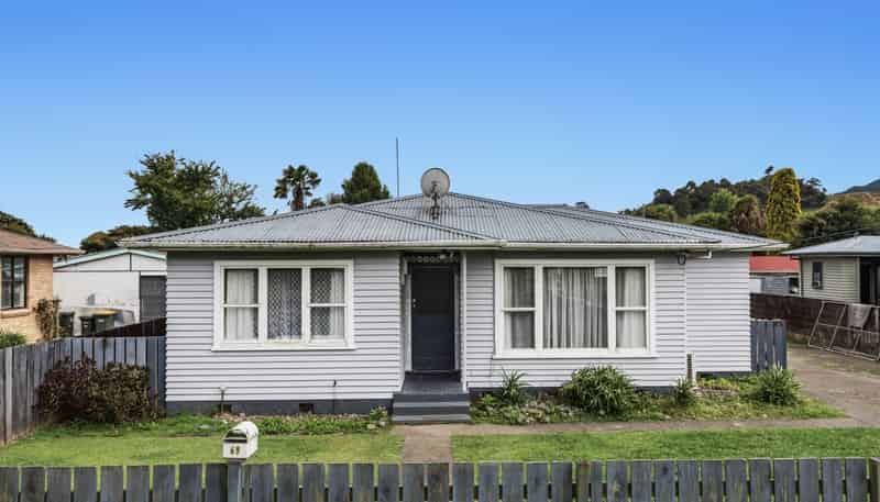 69 McKenzie Street, Taneatua