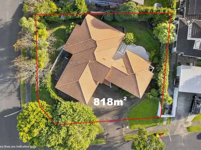 1 Halldene Terrace, Red Beach