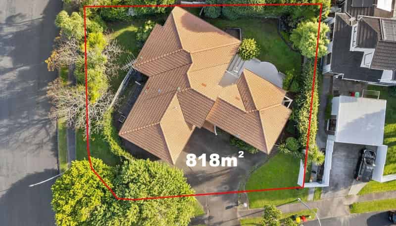 1 Halldene Terrace, Red Beach