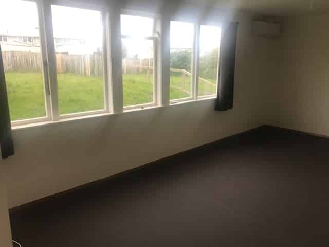 28  Cheshire Street, Cannons Creek