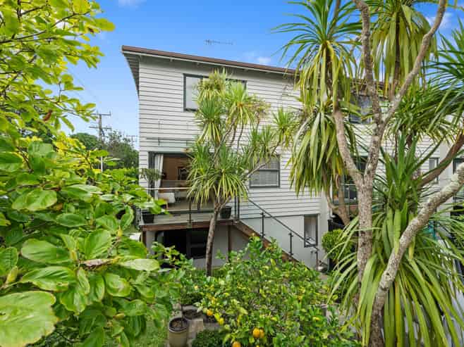 1/76 Galway Street, Onehunga