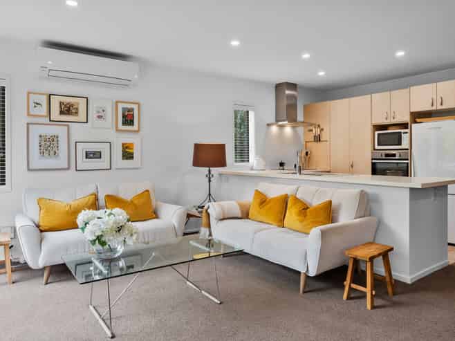 1/76 Galway Street, Onehunga