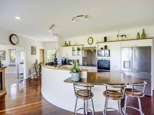 35 Raratu Road, Kahuranaki