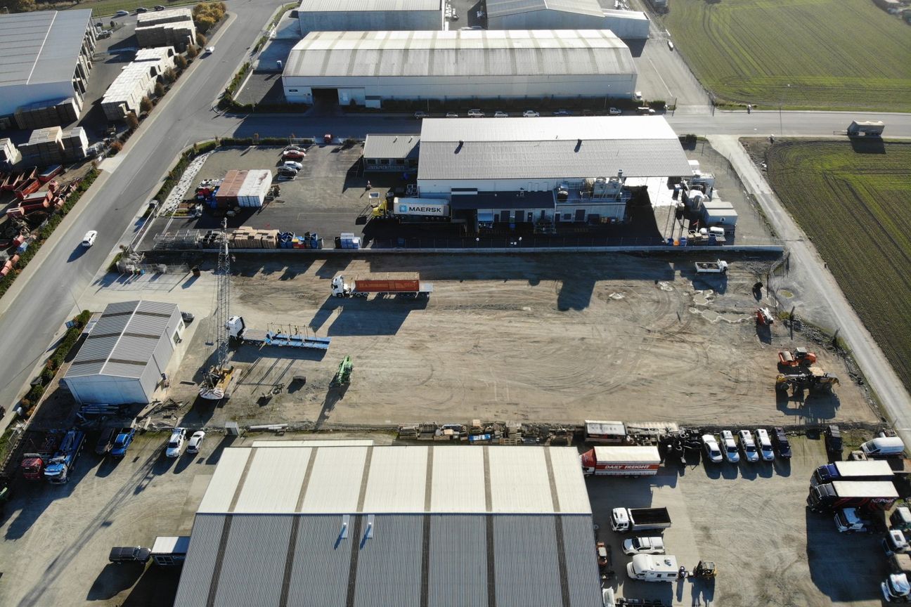 Office, warehouse and large yard - Vista 6