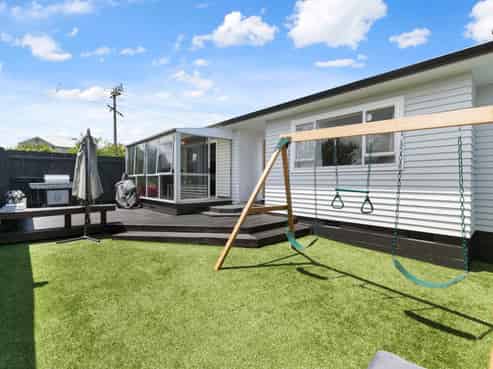 1/76 Grove Road, Papakura