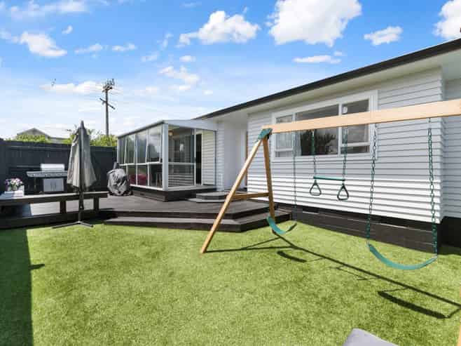 1/76 Grove Road, Papakura