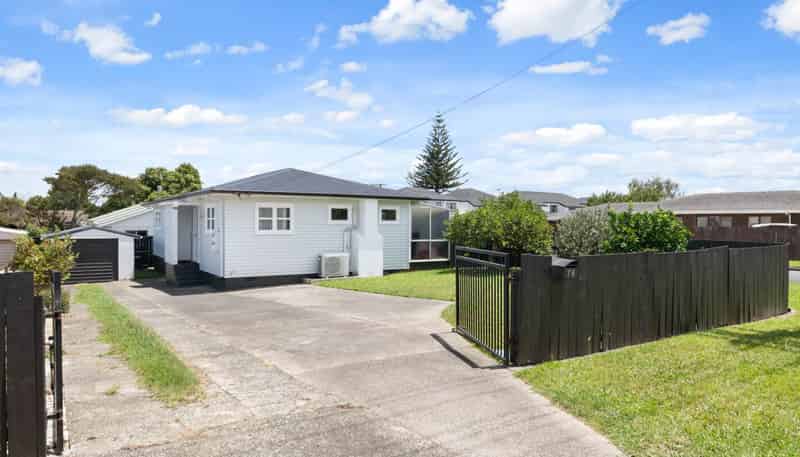 1/76 Grove Road, Papakura