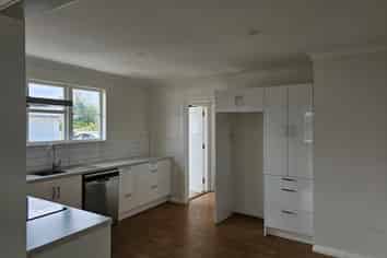 111 Cockburn Street, Masterton