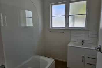 111 Cockburn Street, Masterton