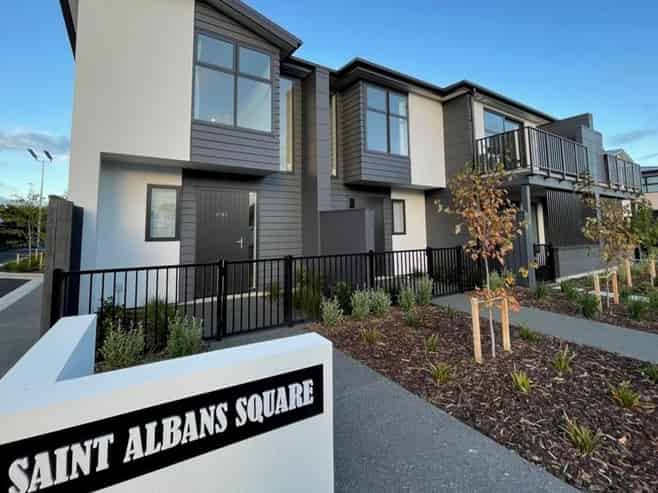 2/165 Cranford Street, Saint Albans