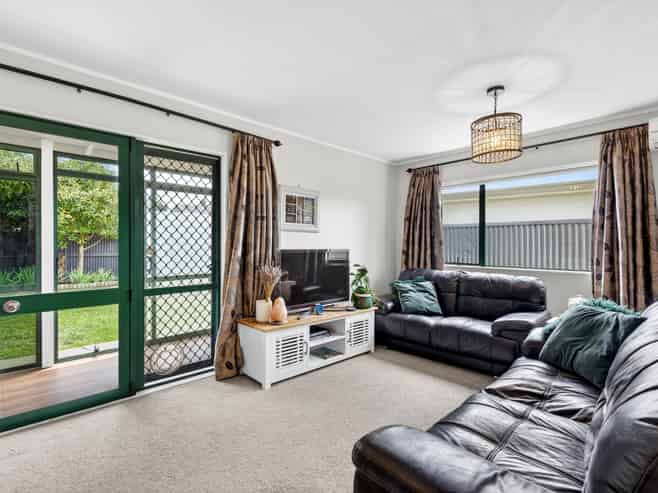 804A Lyell Street, Akina