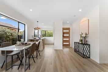 21 Sandwick Drive, Weymouth