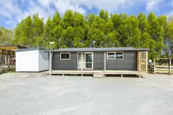 18a Flux Road, Mangaroa