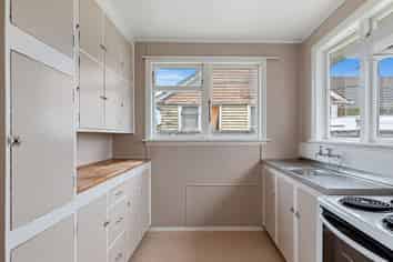 14 Ealing Street, Northcote