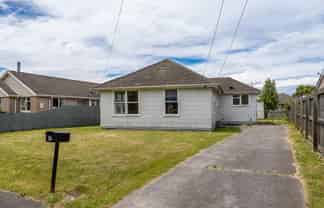 14 Ealing Street, Northcote