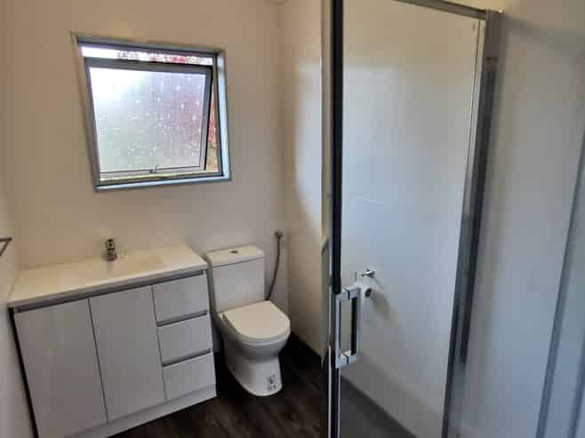 2/112 Gossamer Drive, Pakuranga Heights